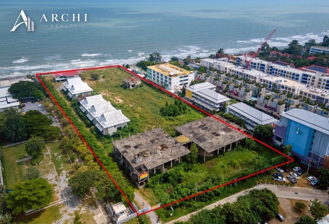 ภาพมุมสูง · ขอบเขตแปลงจรดชายหาด
